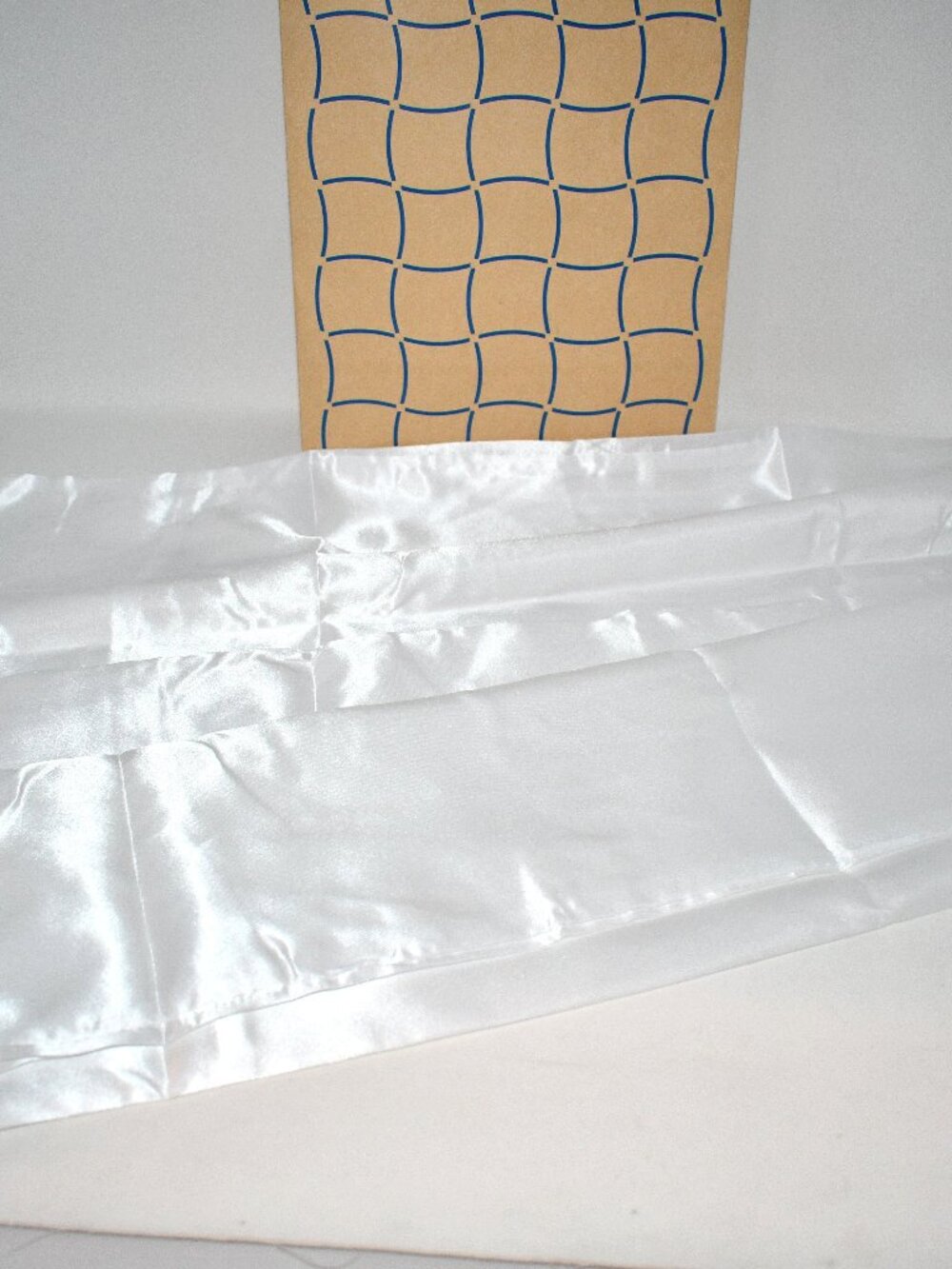 Bedsure Satin Pillowcases, Standard 20x26, Pure White Silky, Envelope, Set of 2,